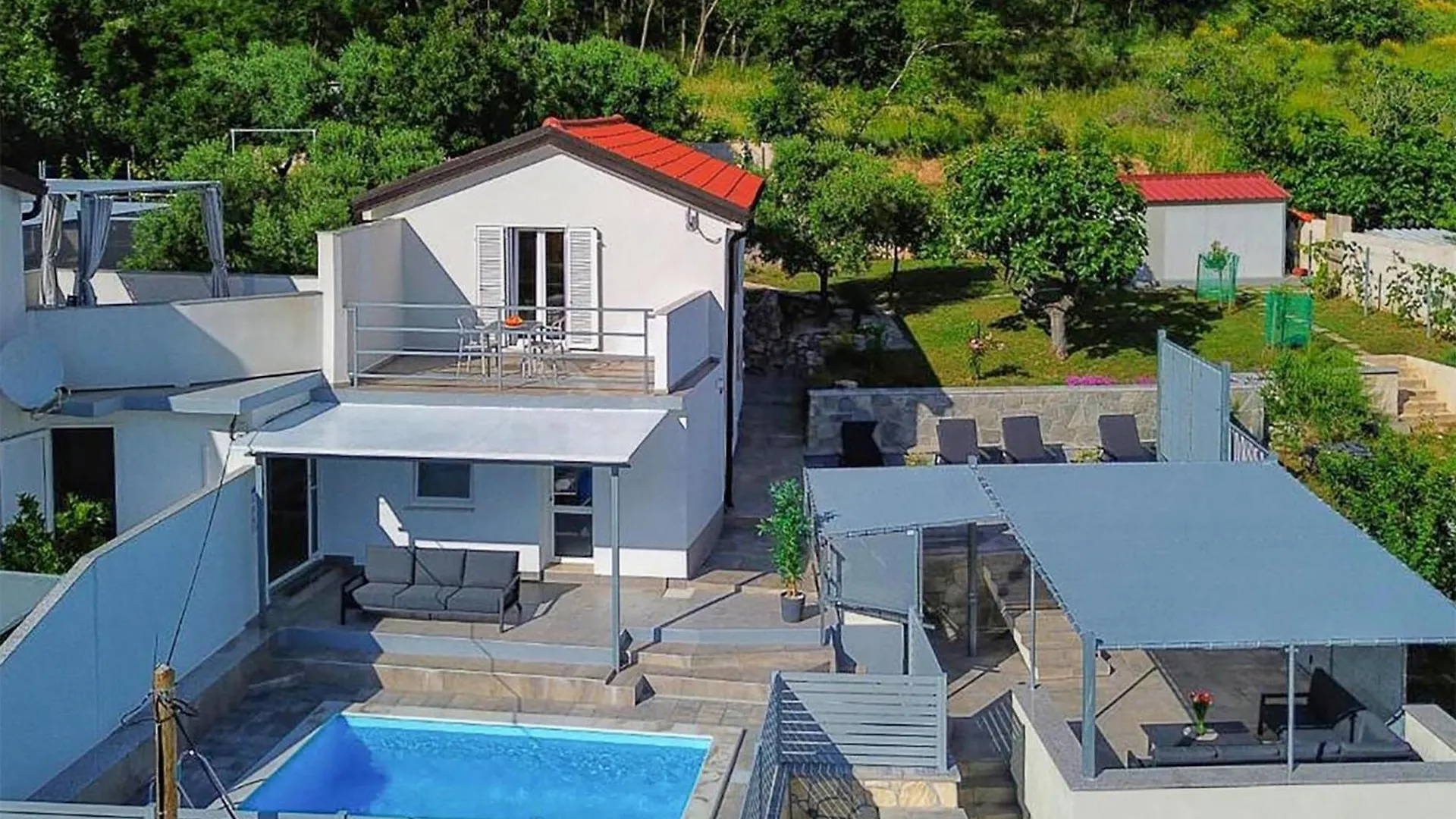 Gorgeous Home In Draga Bascanska With Wifi 0*,  Croatia