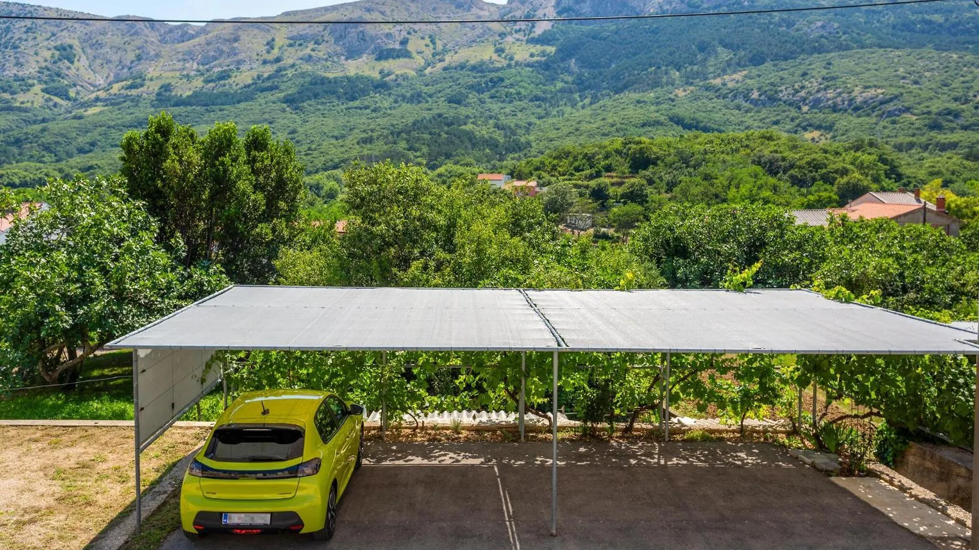 Gorgeous Home In Draga Bascanska With Wifi