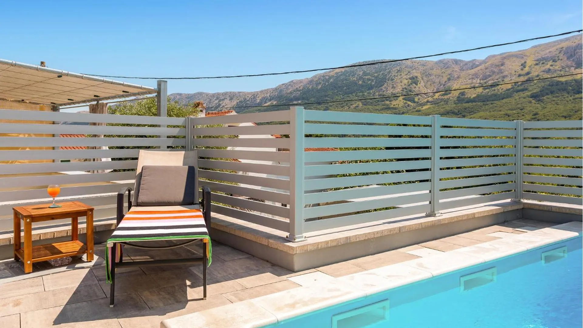 Gorgeous Home In Draga Bascanska With Wifi 0*,  Croatia