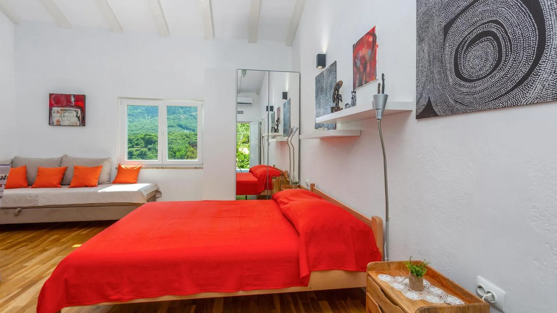 Gorgeous Home In Draga Bascanska With Wifi