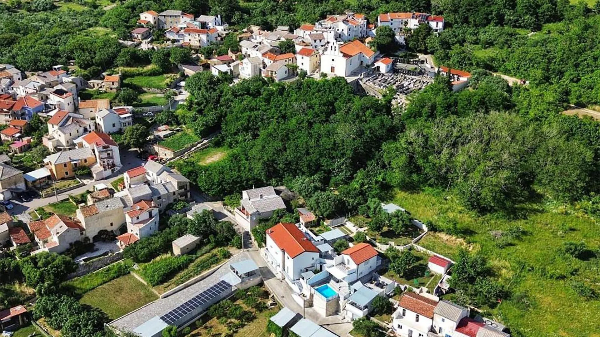 Gorgeous Home In Draga Bascanska With Wifi Croatia
